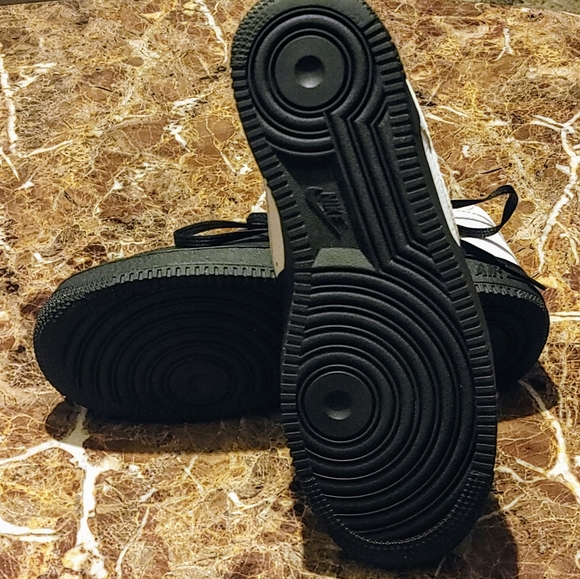 Nike Air Force 1 Men - Picture 6 of 9